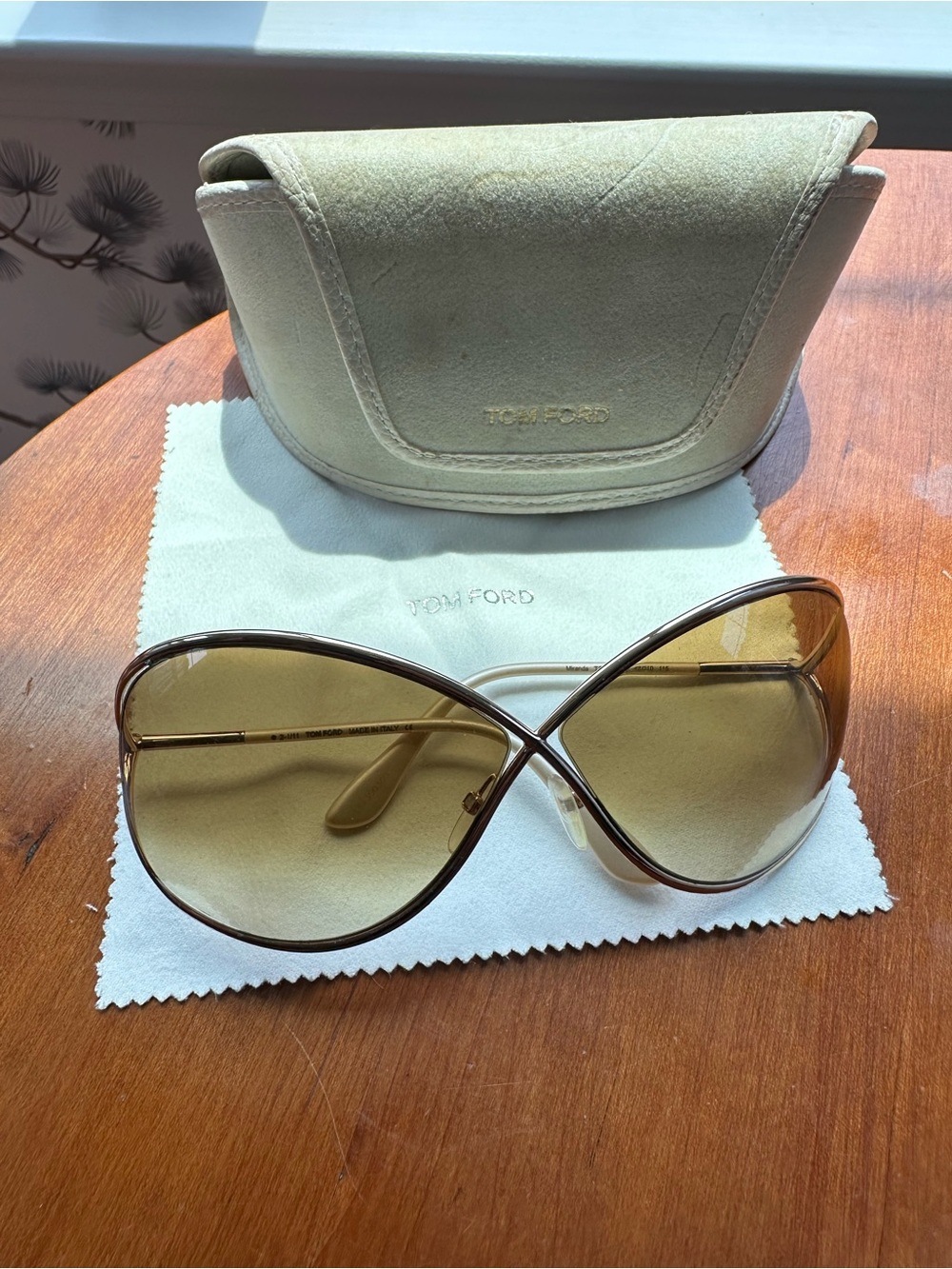 Tom Ford Miranda TF130 28F Aviator Sunglasses Gold Brown Gradient Authentic